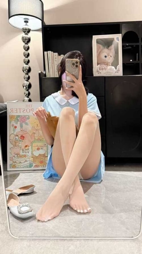 각선미 셀카