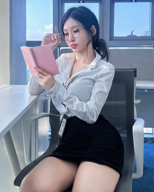여직원의 포스