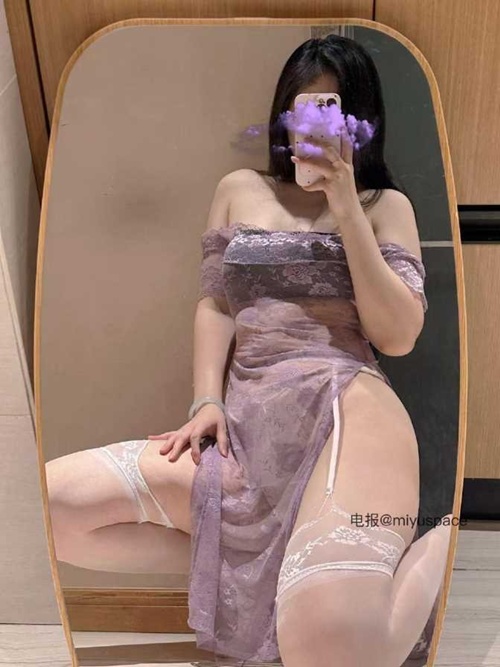 허벅지 좋은 셀카누나
