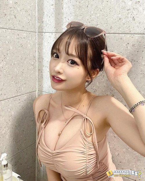 그라비아인가? 아주 괜찮네 그라비아인가? 아주 괜찮네