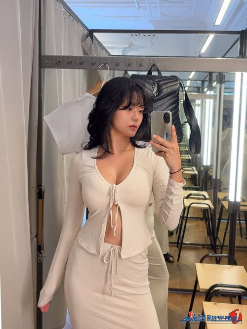 옷사러가서 직촬너무 좋다