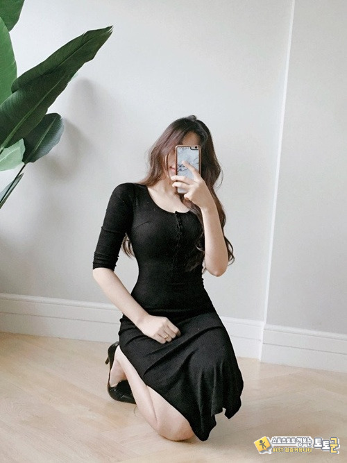 드레스 잘 어울리네요