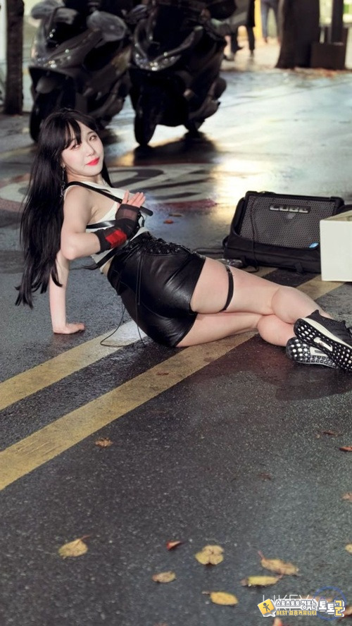 여캠 무릎에 멍