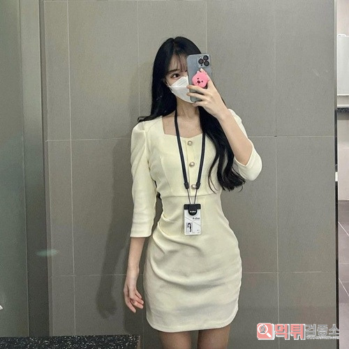 얼굴이 조금 불편하네