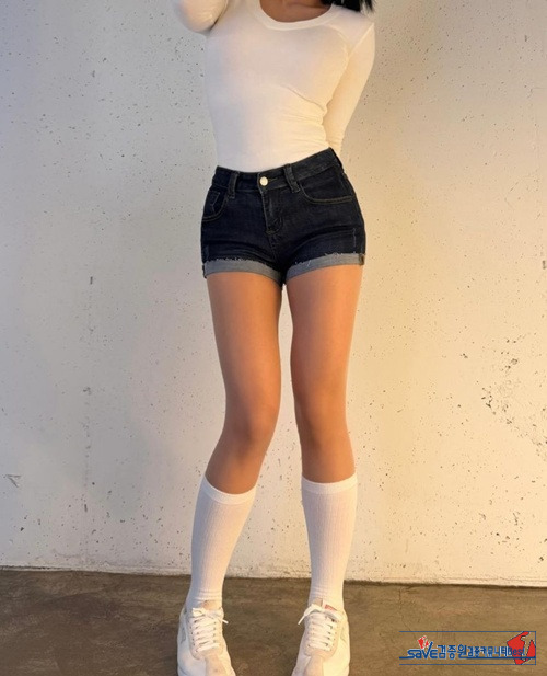 미끈한 다리