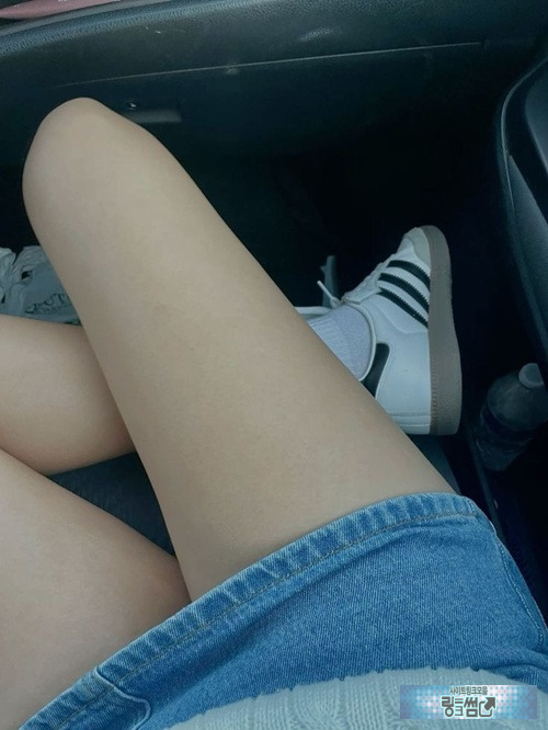 꿀떨어지는 허벅지