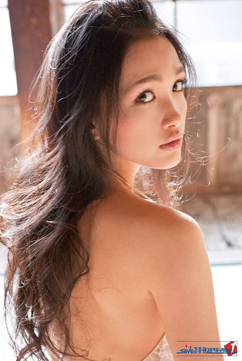 섬나라 관능미 대표배우