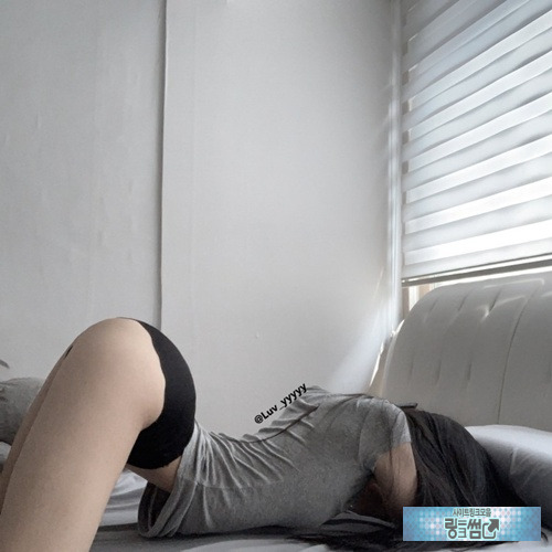허리 각도가 정석이다