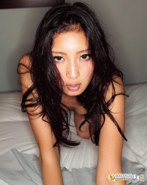 배우 아라이 나나오