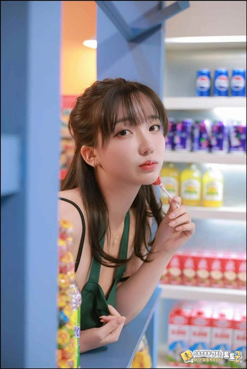 화장 이쁘게 잘 했네