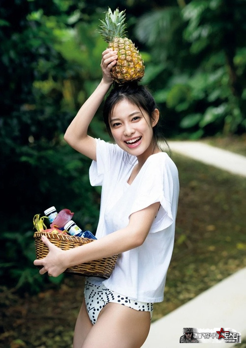 모델 타마다 시오리
