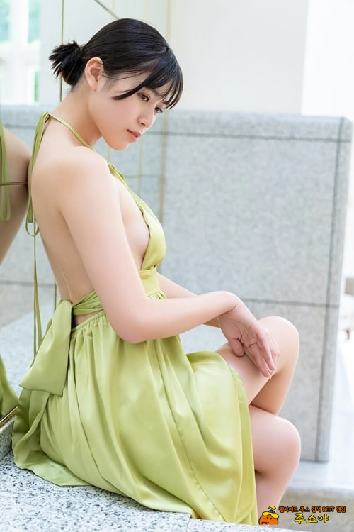 뒤가 시원한 의상
